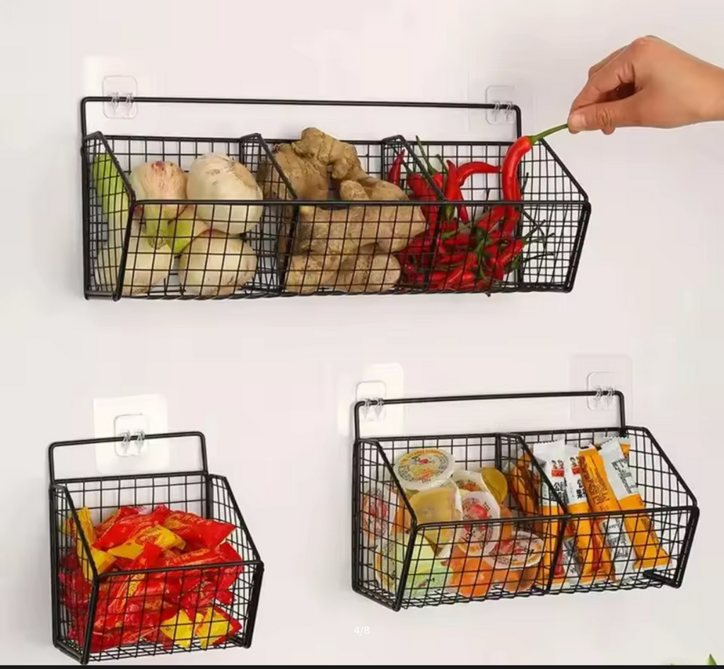 Wall Mounted Kitchen Storage Basket Suitable for Durable Metal Wire Storage of Spices, Garlic, Onions, and Vegetables