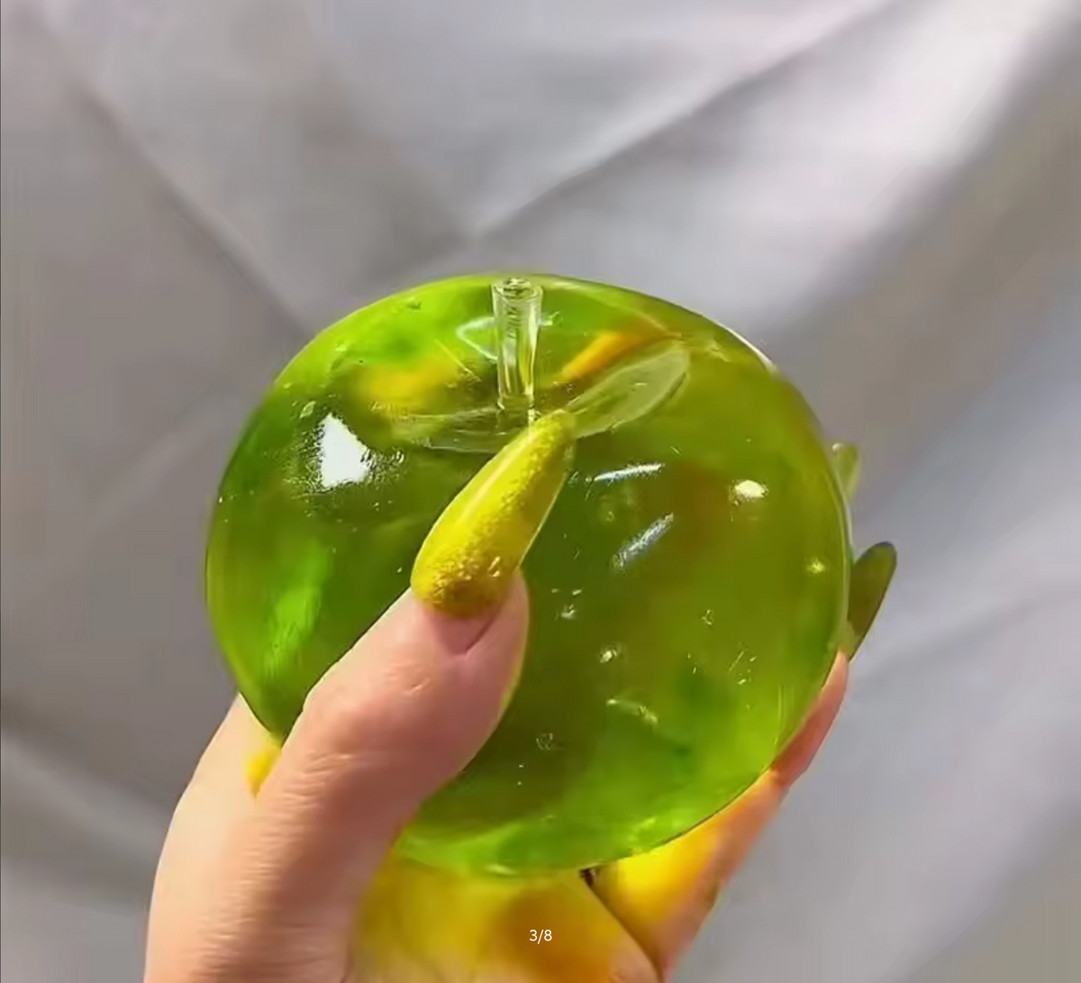 Green Apple Squeeze Toys Stress Relief Vent Fidget Toys Plasticity Squeeze Toy Relaxing Gift for Friends