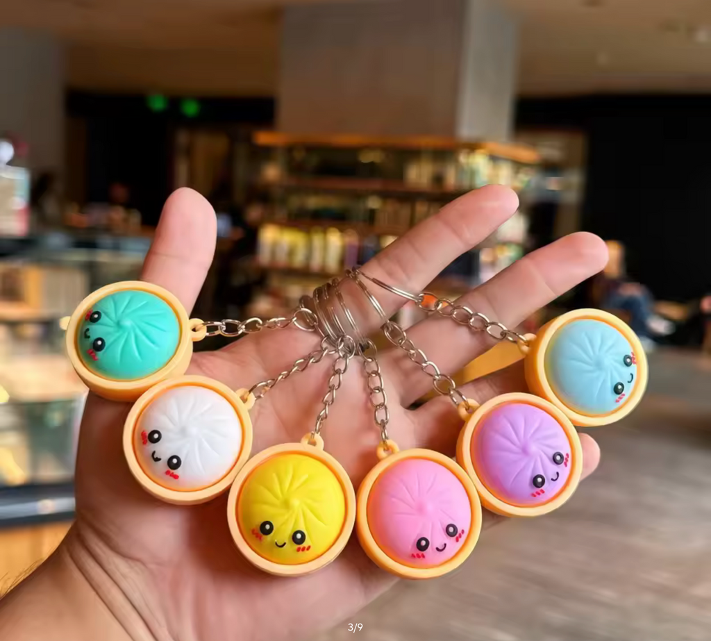 2026 Simulation Dumpling Keyboard Clicker Stress Relief Toy LED Glowing Cute Dumpling Keychain for GiftBags Pendant Party